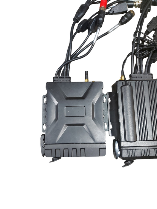 Lot  4x VEHICLE MDVR/CCTV