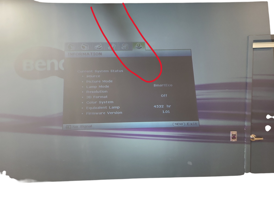 BENQ MW824ST Digital Projector HDMI WXGA DLP 3D 3200 Lumens *READ*