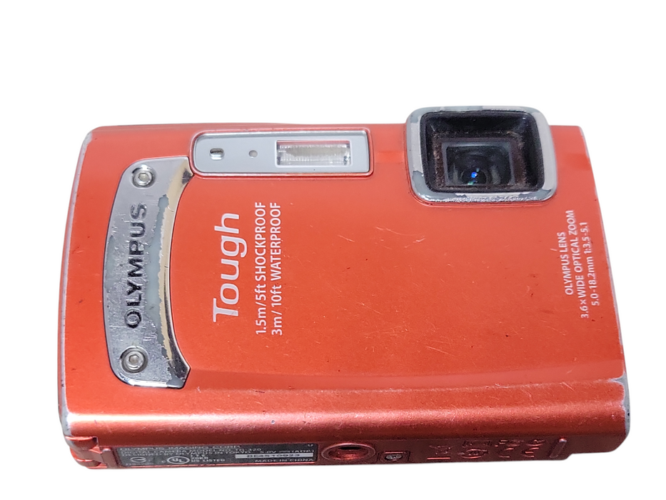 Olympus Tough TG-320 Digital camera 14MP, No SD Card/Battery, READ _