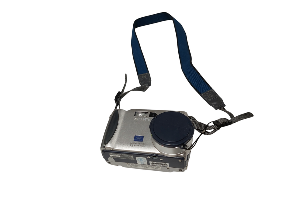 Sony CyberShot MPEG Movie HQ Digital Still Cam3.3 MegaPixels Model: DSC-S70 =