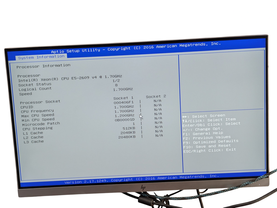 Lenovo ThinkServer TD350 Intel Xeon E5-2609 v4 32GB RAM 9340-8i RAID  -