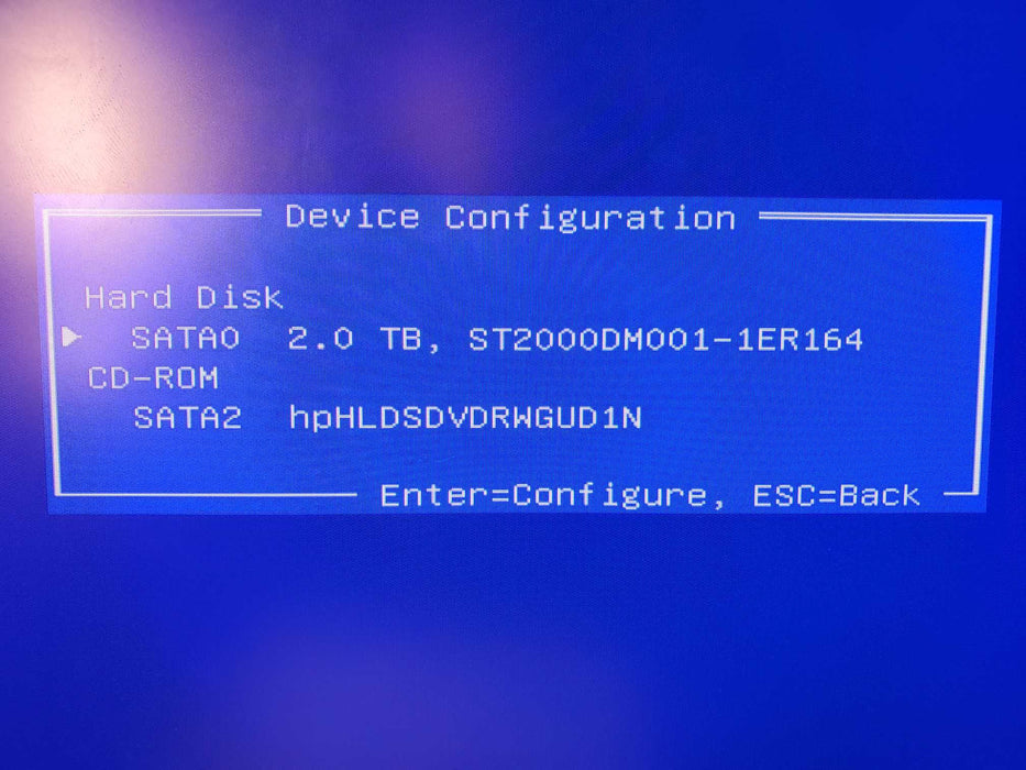 HP Pavilion 590 DESKTOP W/AMD A10-9700CPU/8GB DDR4/2TB HDD NO OS