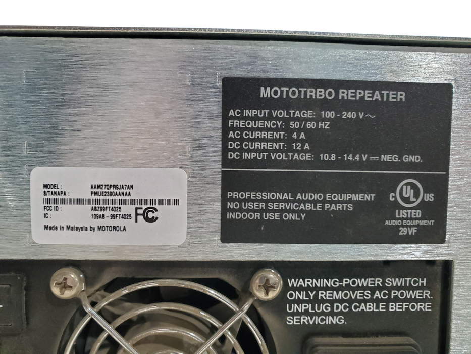 Motorola XPR 8300 AAM27QPR9JA7AN UHF Repeater *READ*