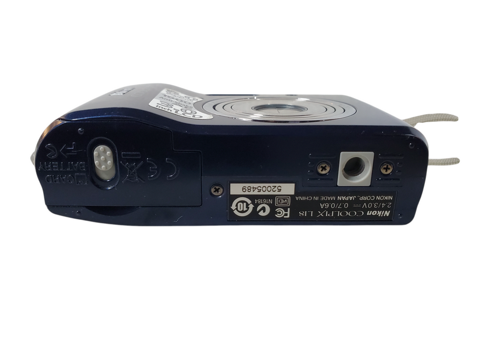 Nikon COOLPIX L18 8.0MP Digital Camera - Blue