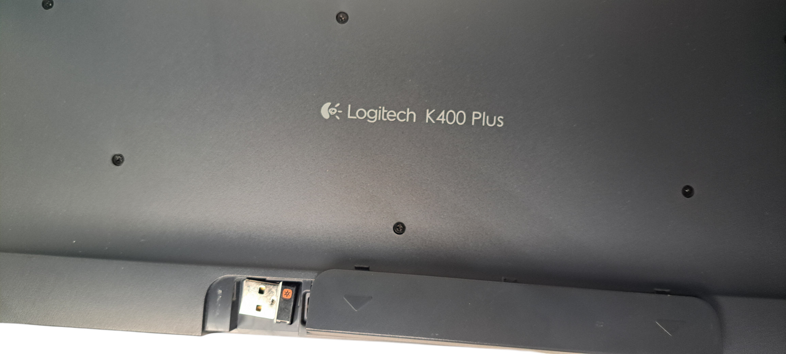 Logitech K400 Plus Wireless Keyboard & Mouse Pad