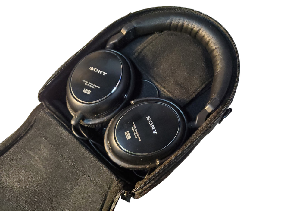 SONY MDR NC60 Wired Noise Cancelling Headphones Great Condition