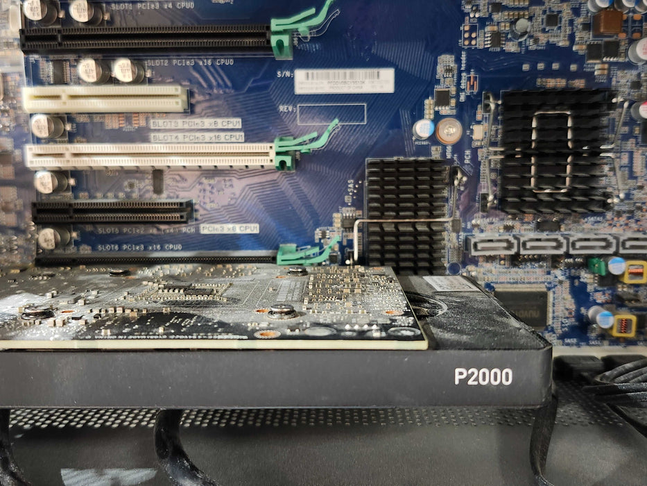 HP Z840 Workstation, 2x Xeon E5-2623v3, 32GB DDR4, P2000, No HDD,SAS2308-IR