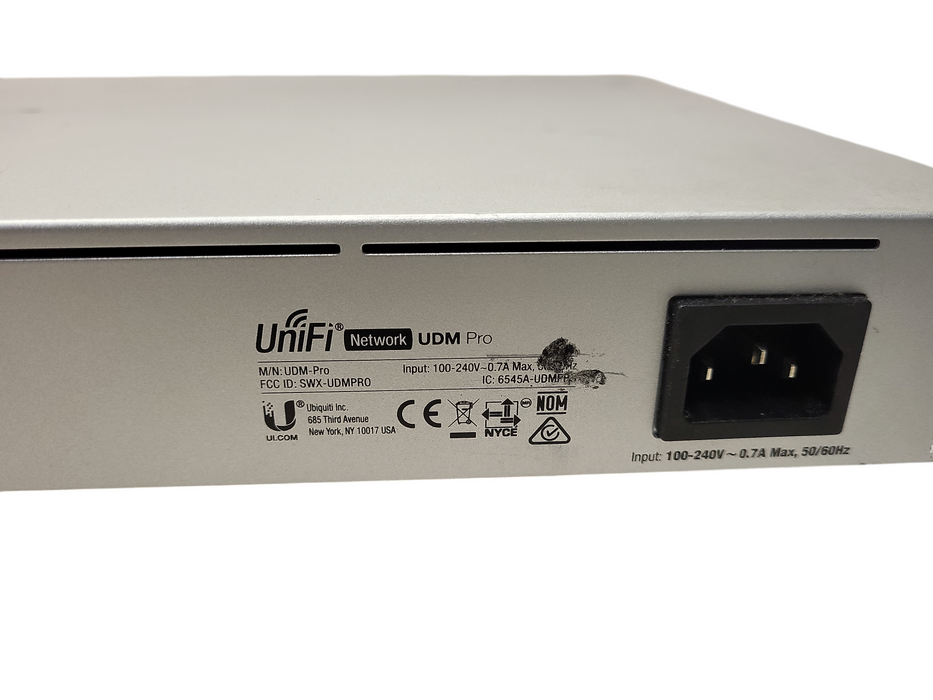 Ubiquiti UniFi Dream Machine Pro | UDM-Pro No HDD READ $