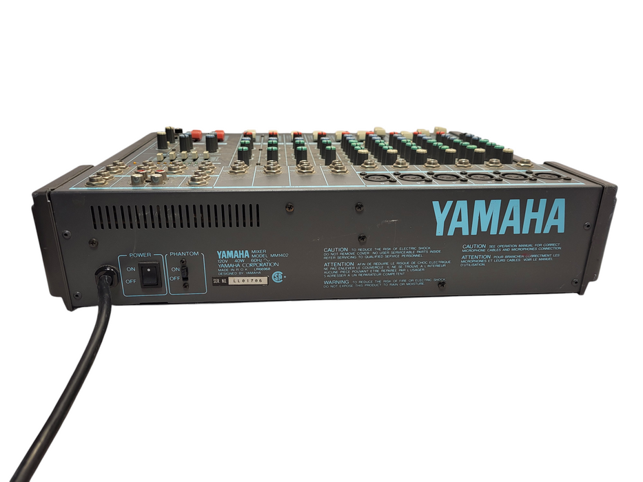 Yamaha MM1402 14-Channel Mixer Console 6 Mono and 4 Stereo inputs Power Q$