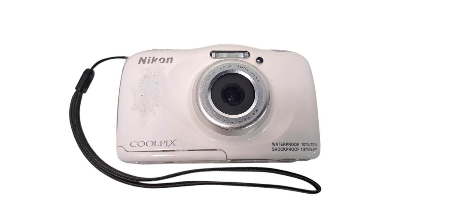 Nikon Coolpix W100 Digital Camera 3x Optical Zoom 13.2 MP Waterproof/Shockp