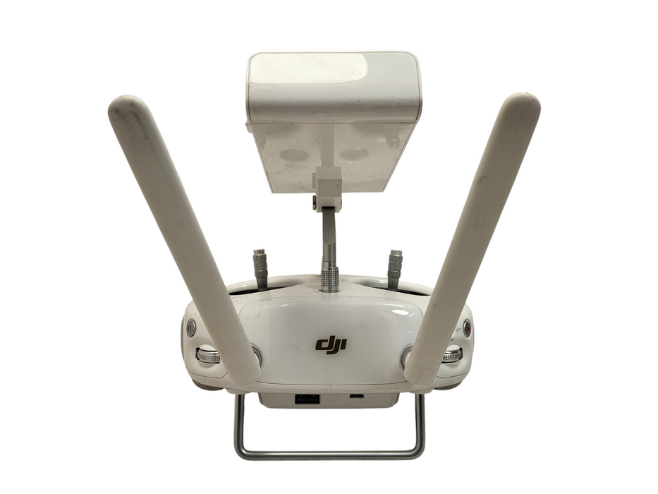 DJI Phantom 4 Pro V2.0 Transmitter Remote Controller - GL300L READ Q$