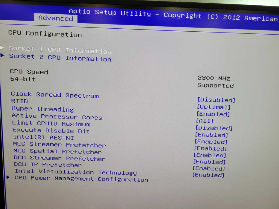 Supermicro X9DRi-LN4+X9DR3-LN4+ - 2x Xeon E5-2630 0 48GB DDR3 LSI-9260 16i %