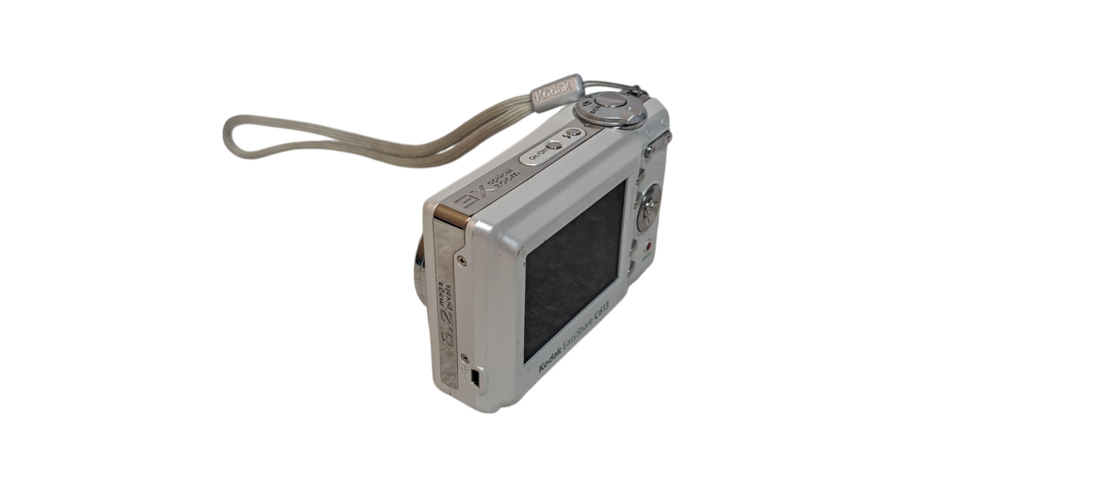 Kodak EasyShare C613 White Silver Digital Camera 3X Optical Zoom 6.1 MP
