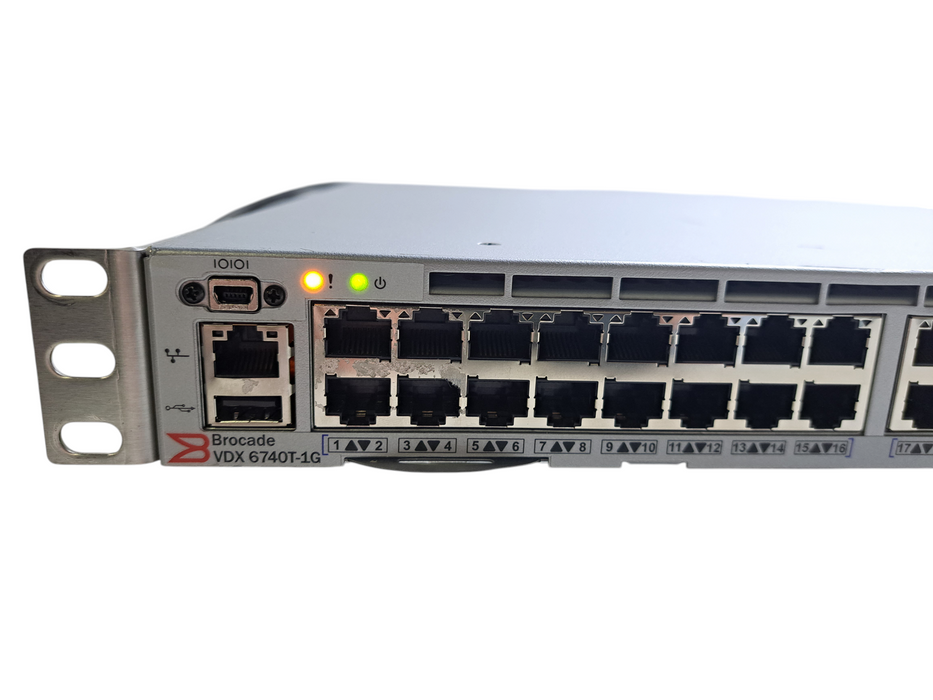 Brocade BR-VDX6740T-56-1G-R | 48-Port Gigabit, 2x 40G QSFP+ Switch *READ* )