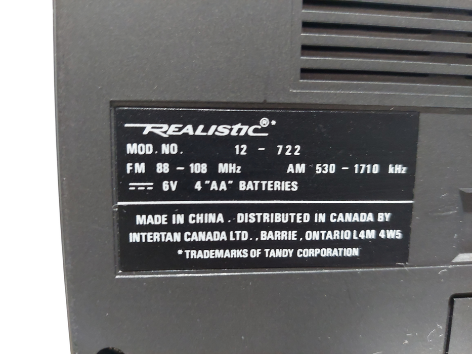 Realistic Stereo Radio AM/FM Model: 12-722 Tandy Corp. Barrie Ont. =