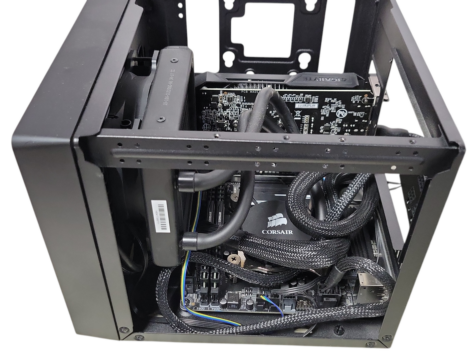 Custom/Gigabyte PC, Core I7-8700K 3.70GHz, 16GB DDR4, 256GB nVME, 550W PSU Q_