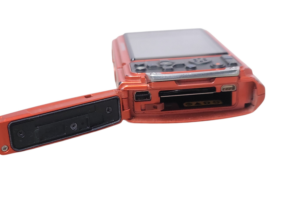 Olympus Tough TG-320 Digital camera 14MP, No SD Card/Battery, READ _