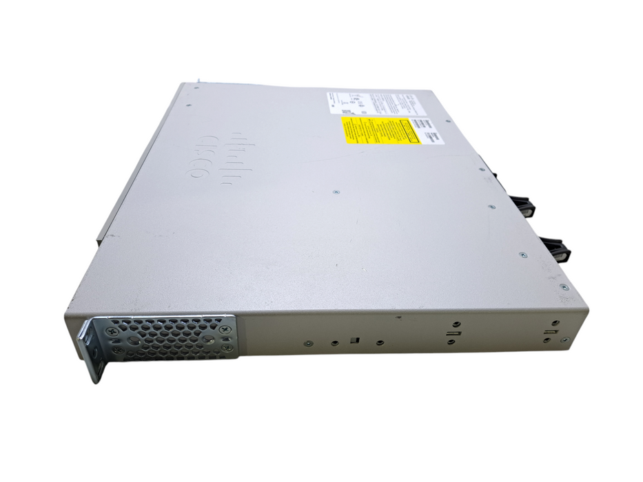 Cisco C9200-24P-E V01 | 24-Port Gigabit PoE+ Managed Switch 1x PWR-C5-600W