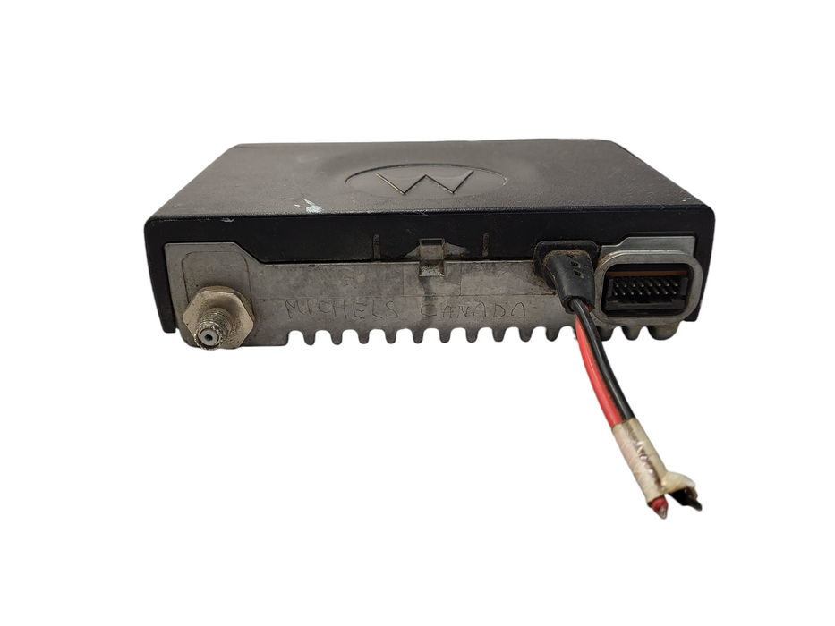 Motorola Radius CM300 Mobile Radio AAM50KNF9AA1AN READ $