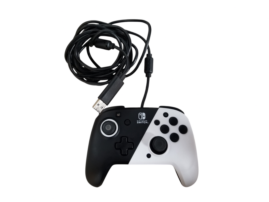 Nintendo Switch PDP Faceoff Deluxe + Audio Wired Controller