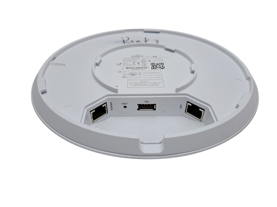 Ubiquiti Networks UAP-AC-PRO 1300Mbps Wireless Access Point Q)