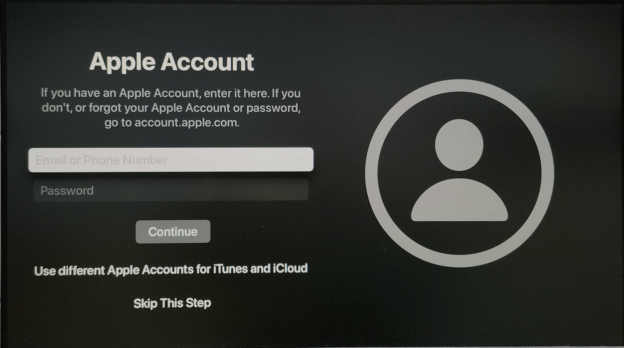 Apple TV 4K 1st Generation 32GB A1842 w/ Remote