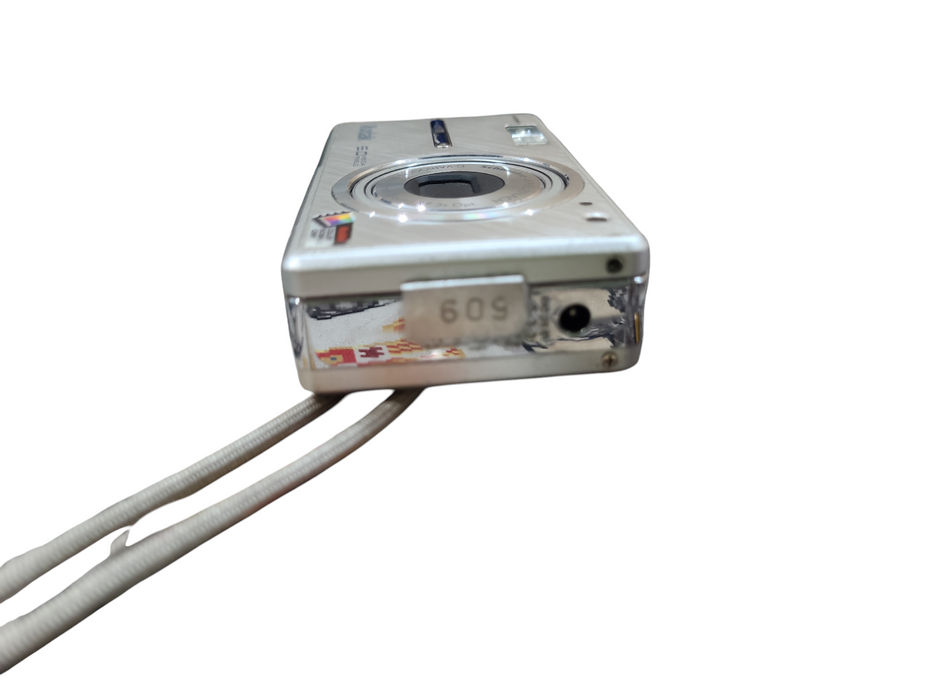 Kodak EasyShare V530 5.0MP Digital Camera – Silver
