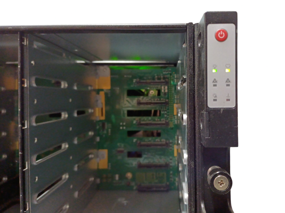 Nimble Storage Q8B49A ES2-H42T No HDDs, 3x 2.5" HDD Caddies