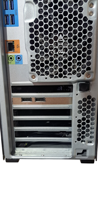 HP Z640 Workstation Xeon CPU|e5-1630 V4|8GB DDR4|NVS 310| No HDD Q