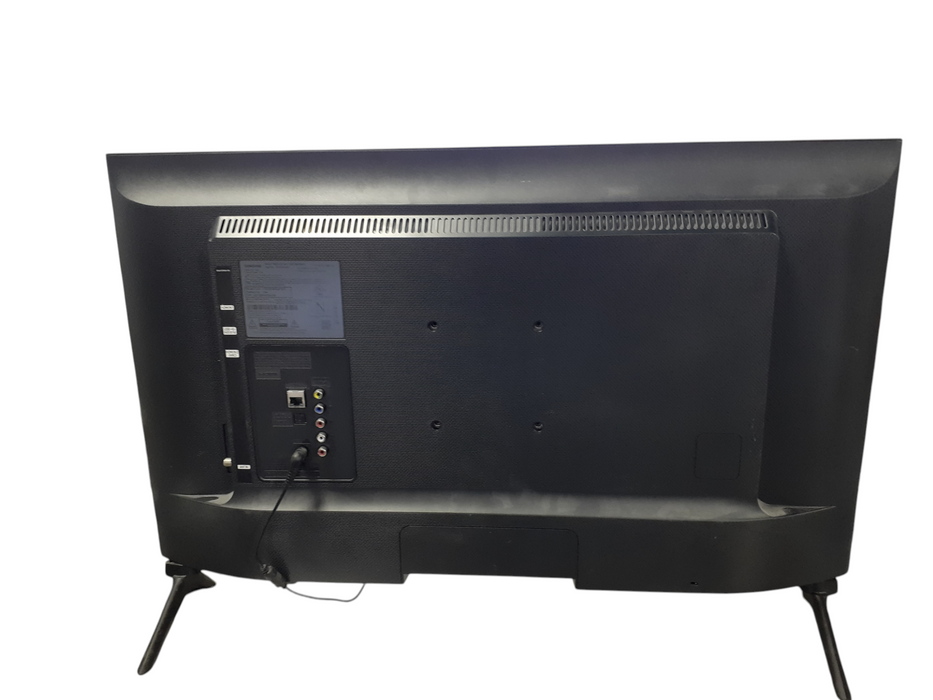 Samsung Smart TV UN32M4500AF W/remote