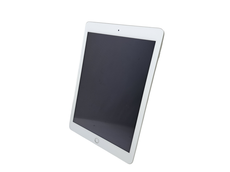 Apple iPad 5th Gen - 32GB - White/Silver [A1822] Q)