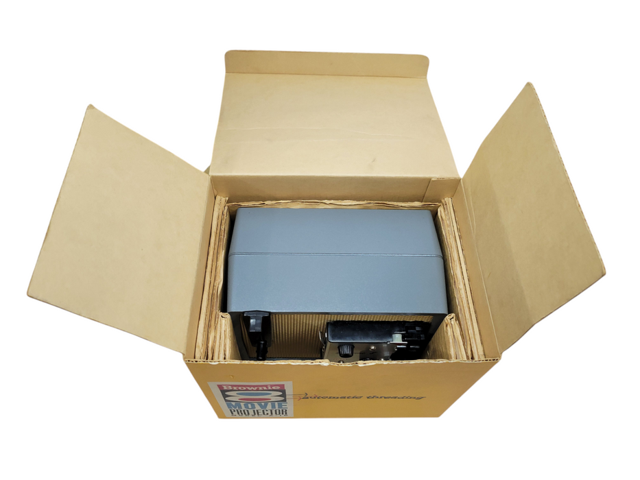 Kodak Brownie 8 Movie Projector Model A-15 %
