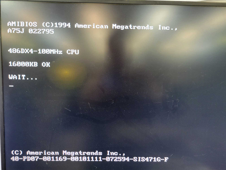 Vintage 486DX4-100Mhz 16MB NO HDD TRIDENT DISPLAY ADAPTER %