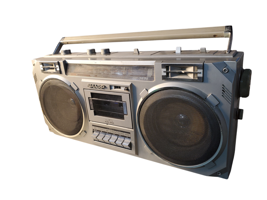 Vintage Classic SHARP GF-7474 Radio Cassette Player