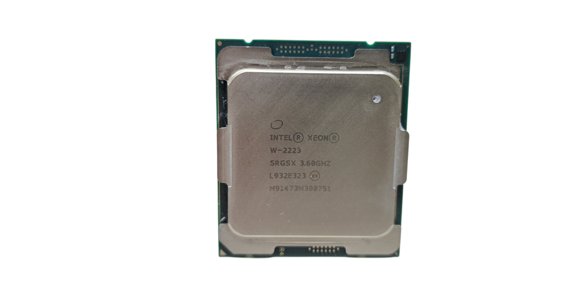 正常動作品　第9世代　Xeon e-2236 正常動作品 第9世代 Xeon e-2236 正常動作品 第9世代 Xeon