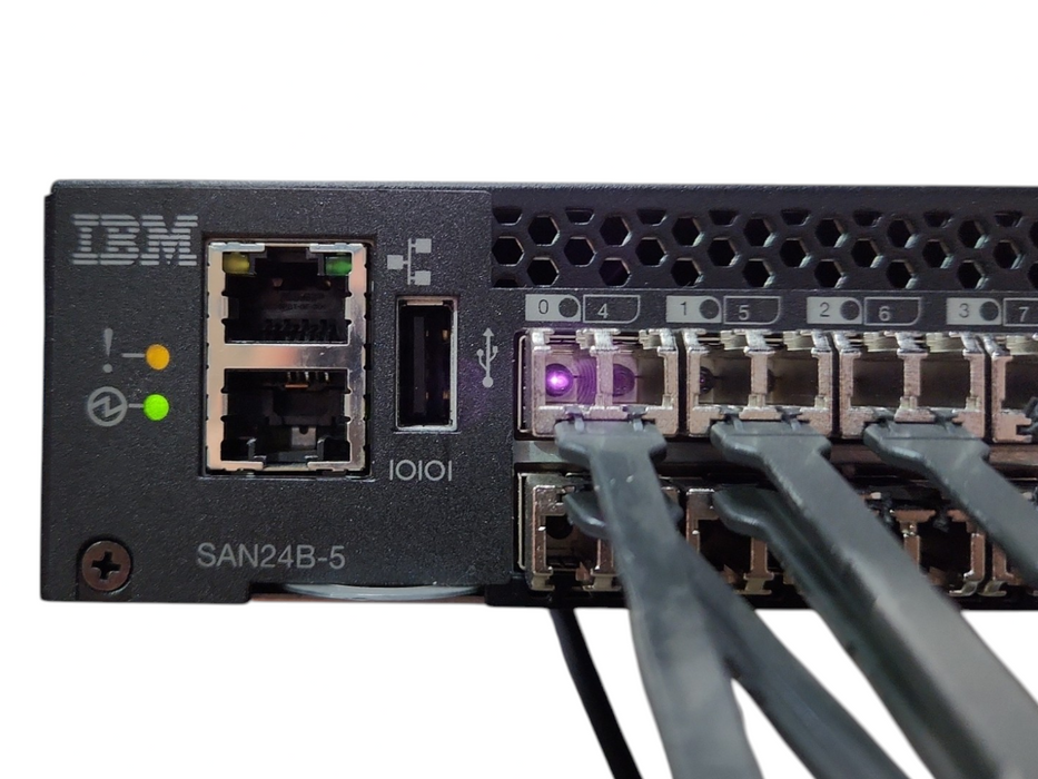 IBM SAN24B-5 24-Port SFP+ Switch (2498-F24/24G/X24), 24 Ports Active