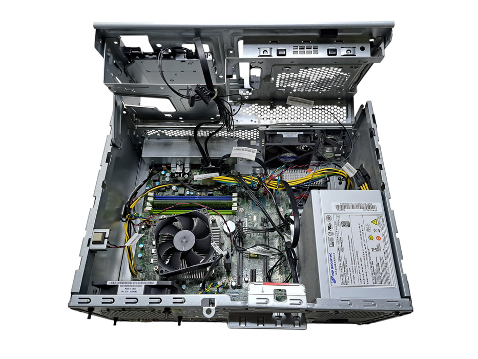 Lenovo ThinkStation P330 | Intel Core i7-9700 3.0GHz, 16GB DDR4, 512GB NVMe )