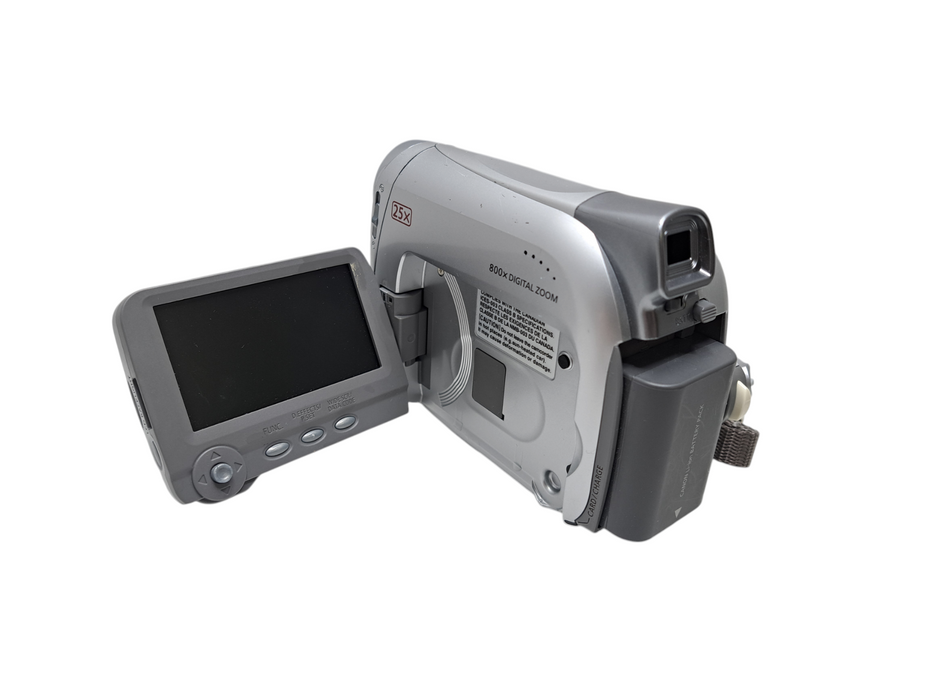 Canon ZR600 Mini DV Digital CamCorder Video Camera w/ Bag, Charger & Remote )