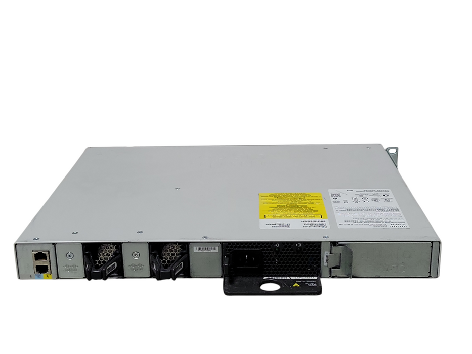 Cisco C9200-24P-E 24-Port Gigabit PoE+ Managed Switch 1x PWR-C6-600WAC PSU _