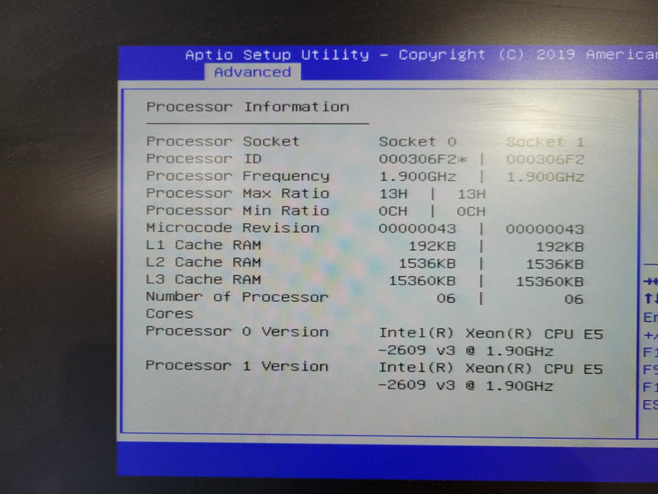 Cisco C220 M4 1U 8x2.5", Xeon E5-2609 v3 1.90GHz, 16GB DDR4, 2x 770W PSU !
