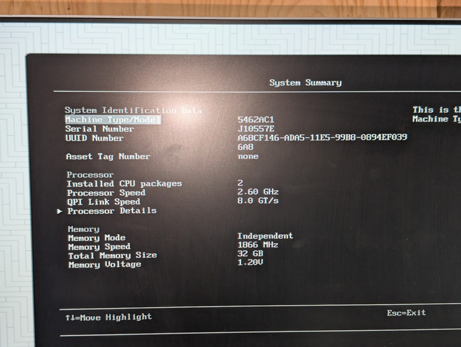 Lenovo System X 2U 3650 M5 2x Intel Xeon E5-2640 v3 32GB RAM  -