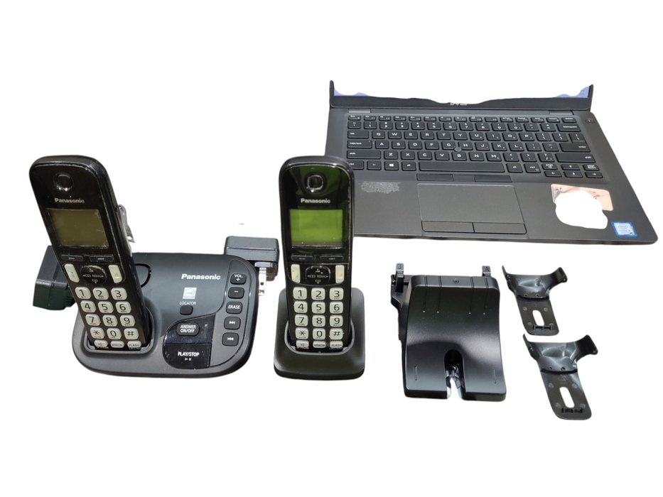 Panasonic KX-TGD220C Phone Base W/ 2 KX-TGDA20C Handsets & PNLC1056 Charger