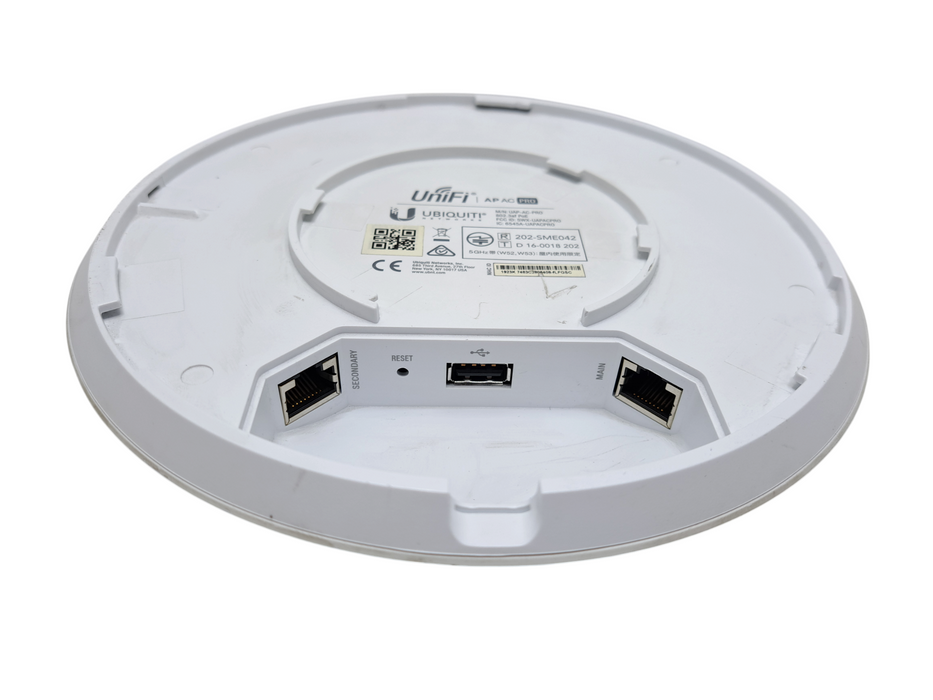 Ubiquiti Networks UAP-AC-PRO 1300Mbps Wireless Access Point )