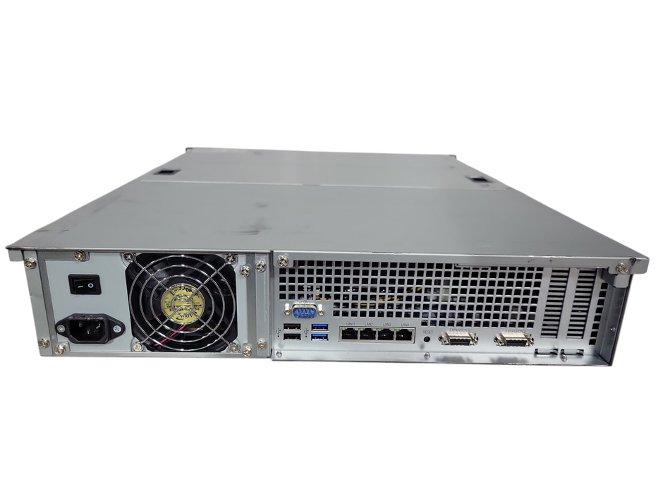 Synology RackStation RS3617xs XEON E3-1230 v2 4GB RAM 2x 4TB HDD !
