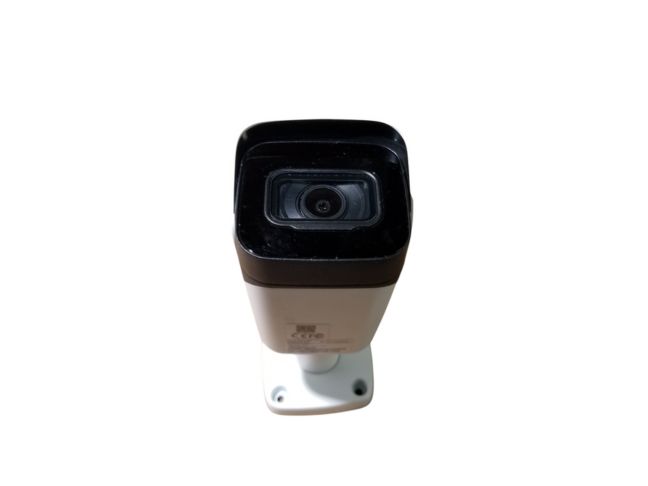 QSee IP 4K Ultra HD Wired POE Security Camera QCN8093B-N (Good Condition) UNTESTED
