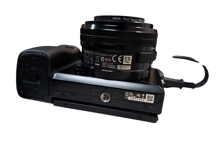 Sony Alpha A6000 ILCE-6000 24.3MP Digital Camera W/ Lens |READ