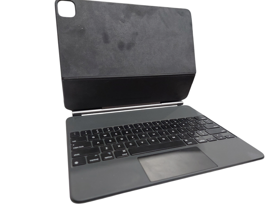 Apple Model: A2480 Magic Keyboard for iPad Pro (12.9 Inch) Q=