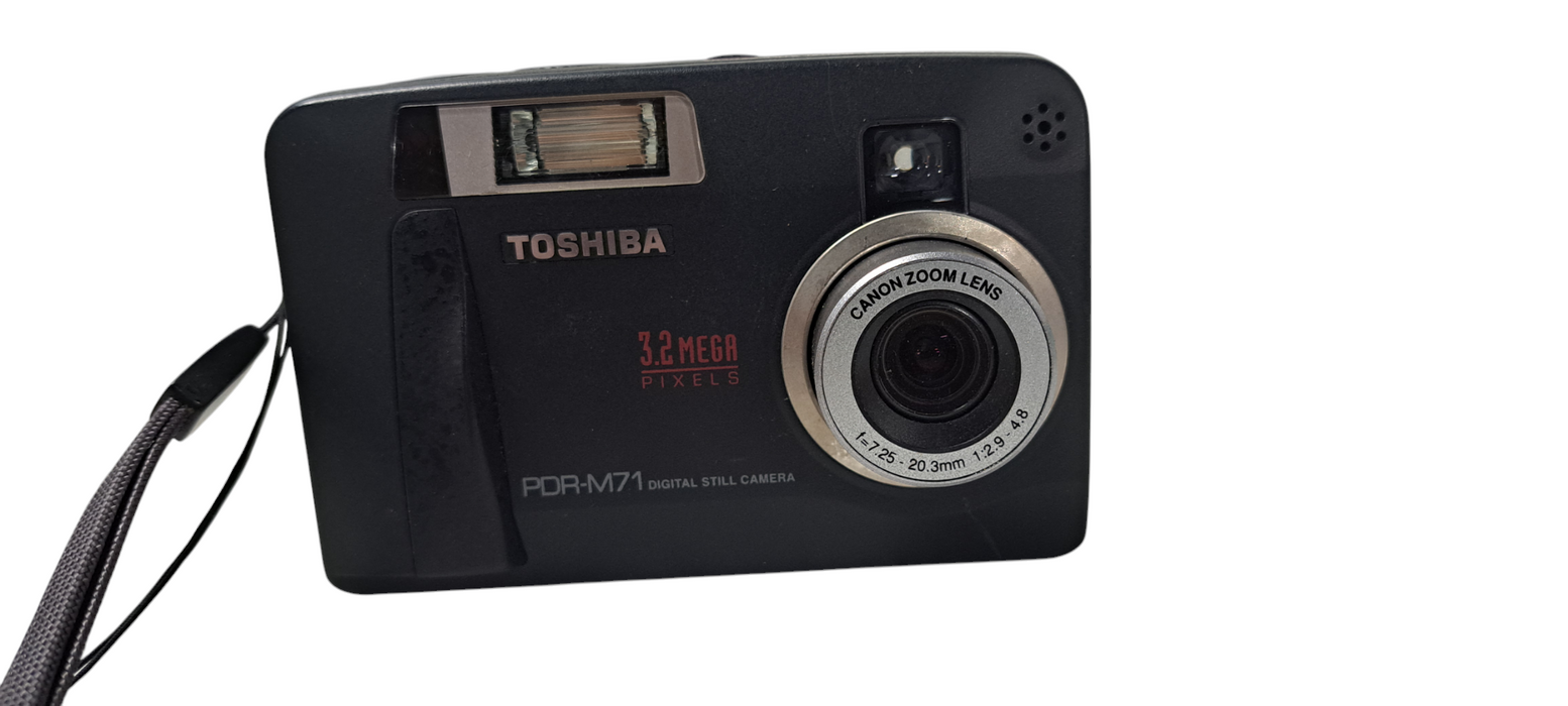 Vintage Toshiba PDR-M71 Digital Camera