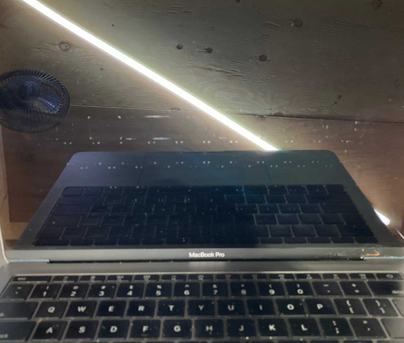 Apple MacBook Pro 13" 2017 i5-7360U 8GB RAM 256GB SSD No Power Adapter READ