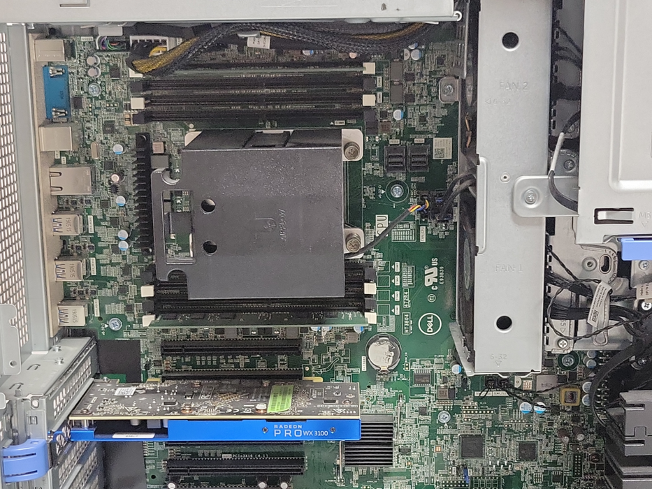 Dell 5820 Xeon W-2123 3.60GHz, 16GB DDR4, 256GB SSD+1500GB HDD, See detail _